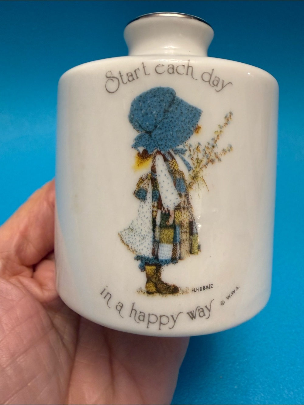 1970s Vintage Holly Hobbie Genuine Porcelain Vase “Start Each Day”
